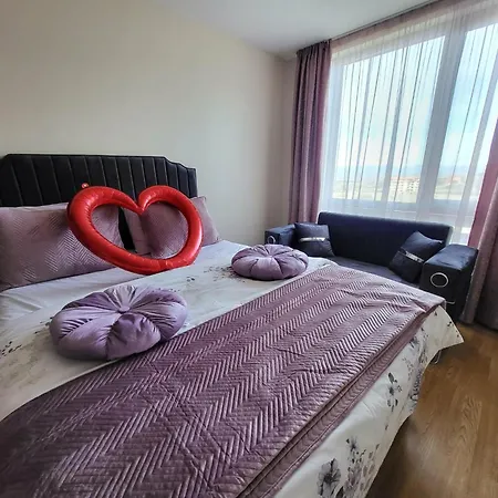 Aspen Pirin View F305 * Razlog