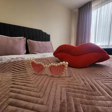 Aspen Pirin View F305 Razlog